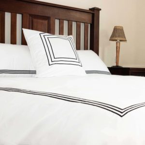 Duvet Cover Set – Mock Frame 3 row SS
